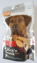 "Премиум снакс с плодове + 100% пилешко месо" - Деликатес за кучета