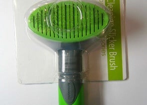 "Groomax" -  Четка за кучета с къса козина