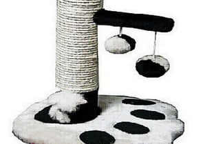 Драскало лапа с играчки топки