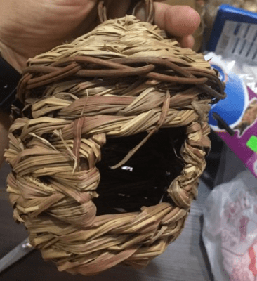 Гнездо за птици от трева