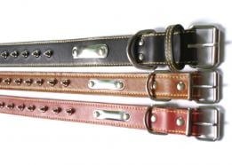 "Корсар" - Нашийник с подплата и украса от метални шипове