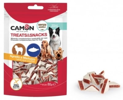 Меки хапки в формата на   триъгълник  с агнешко месо и риба.