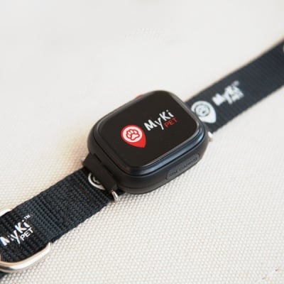 Тракер MyKi PET - устройство за проследяване и обучение