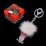 Ключодържател бухал с бял пух