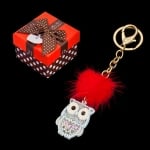 Ключодържател бухал с червен пух