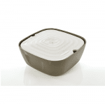 Воден фонтан VOLCANO за кучета и котки, вместимост 2,5 литра (25 x 25 x 11см)