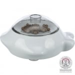 Интерактивна кучешка играчка с място за лакомства.