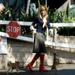 Бълок с две кученца